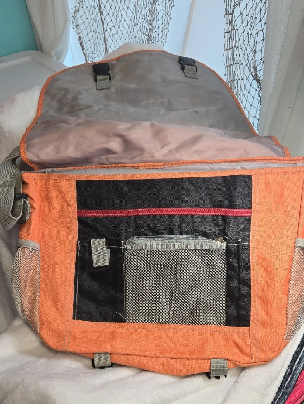 ☀️Levi's Orange Canvas Messenger Bag with Adjustable Strap